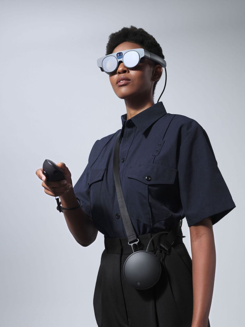苹果的VR头戴设备: 我们不应该过早地放弃有线电池
