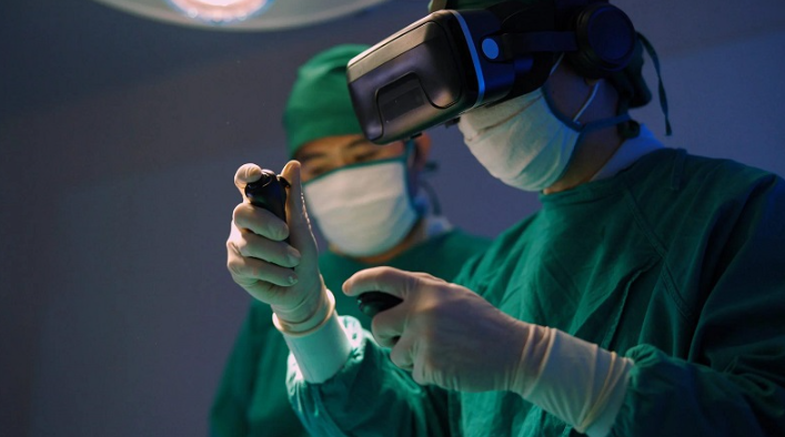 基于VisAR，世界首例沉浸式AR手术导航儿科畸形手术成功
