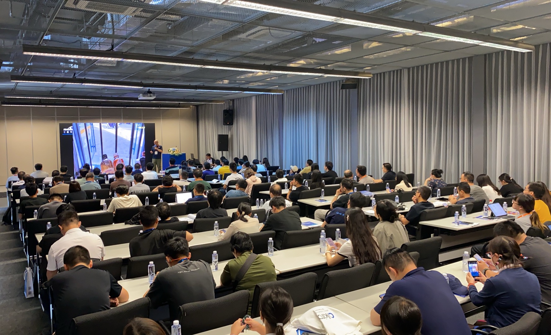 七鑫易维眼动追踪方案受热捧|精准感知赋能 XR 新一代智能交互